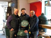 Brunner GmbH Eisenwaren ist offizieller „Egg Head" und Platin-Partner von Big Green Egg Europa